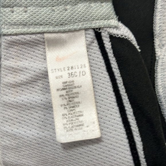 Lot of three Nike sports bras - Picture 7 of 10